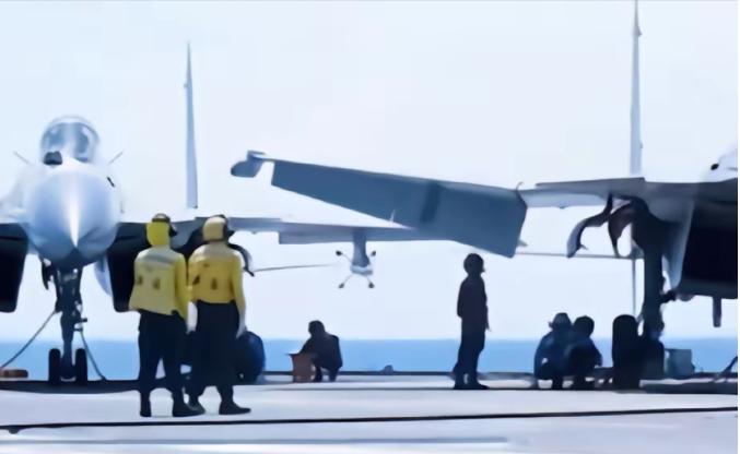 噩梦的开始？这两架被中国歼-15雷达照射的日本F-15战斗机驾驶员