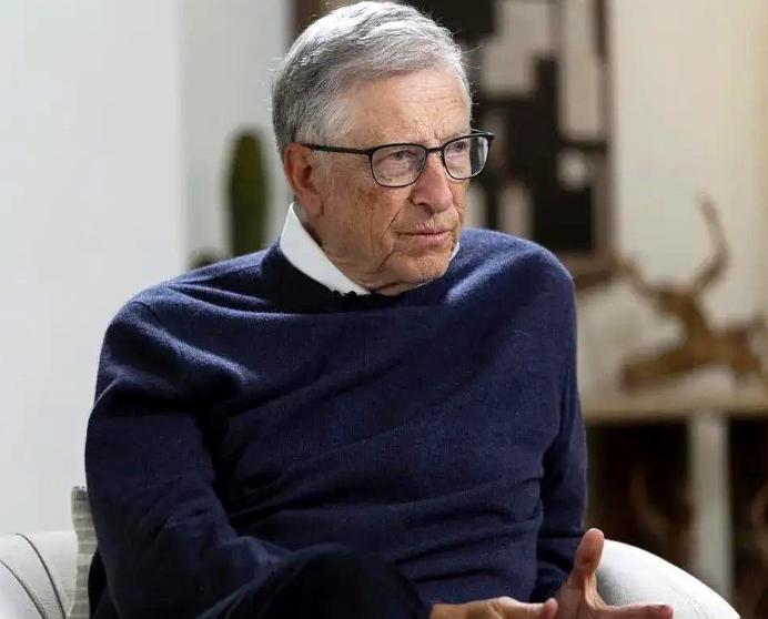 比尔・盖茨重磅喊话：AI或致10亿人死亡。比尔・盖茨在即将播出的NBC