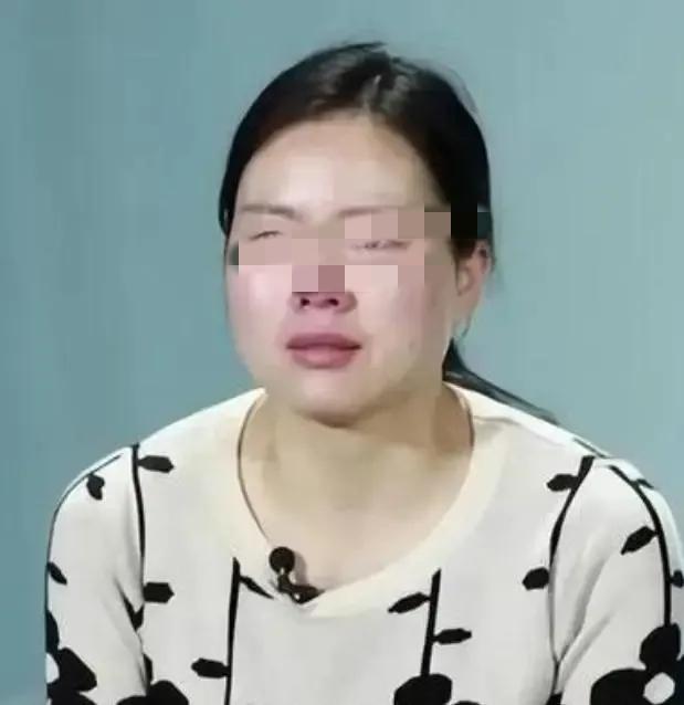 破防。30多年前，湖北一对夫妻撇下5岁女儿双双自杀。23年后女子回乡，不顾全村人