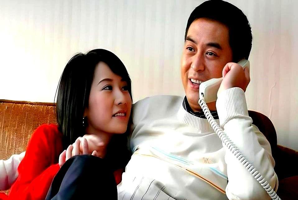 五百万封口费到账那天，他让老婆给情人养娃海藻搬进别墅那天，宋思明还在陪老婆