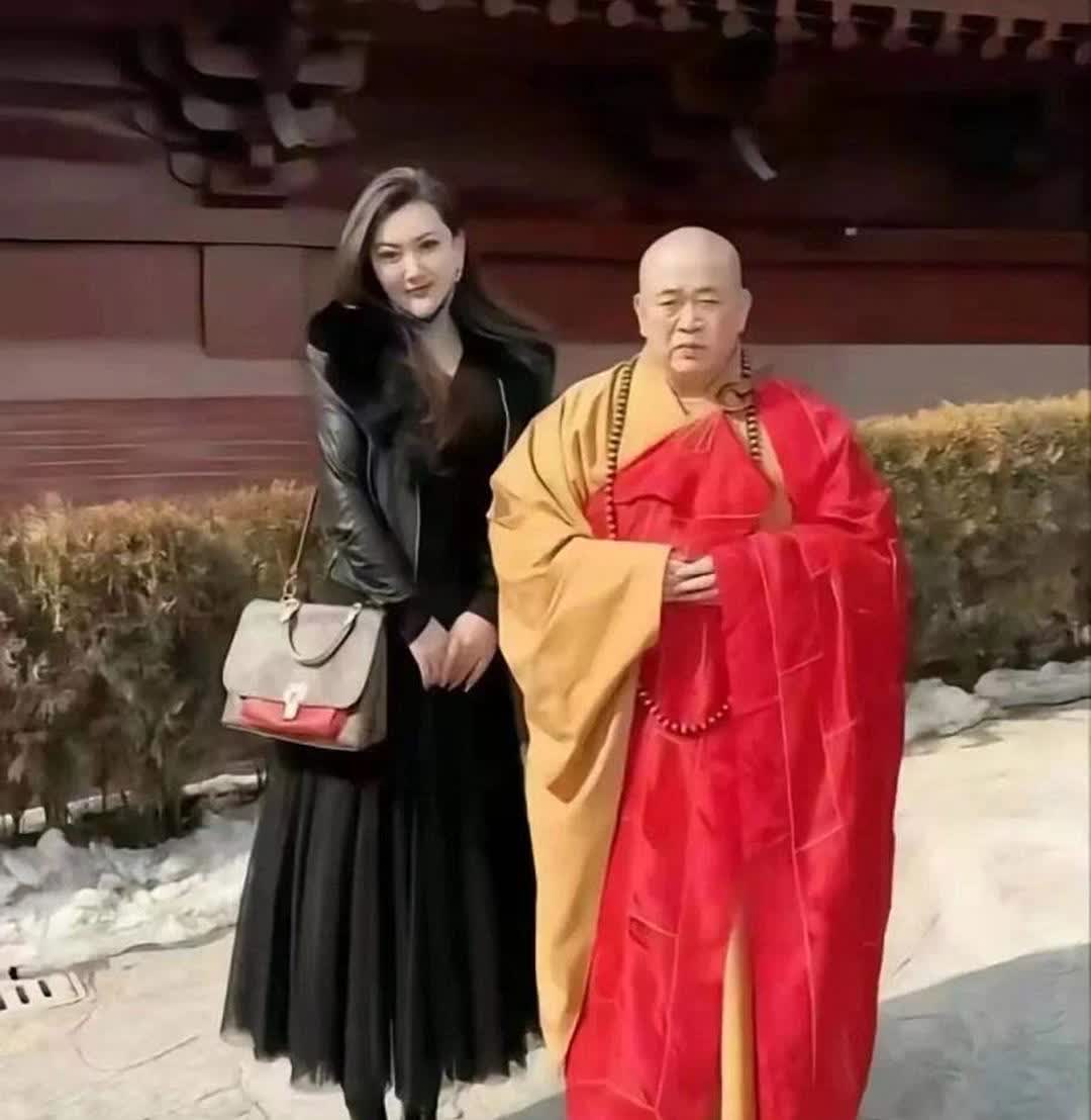 少林寺之事仿若一场令人喟叹的吃瓜大戏，可最惨之人并非释永信，而是那位据传与他育有