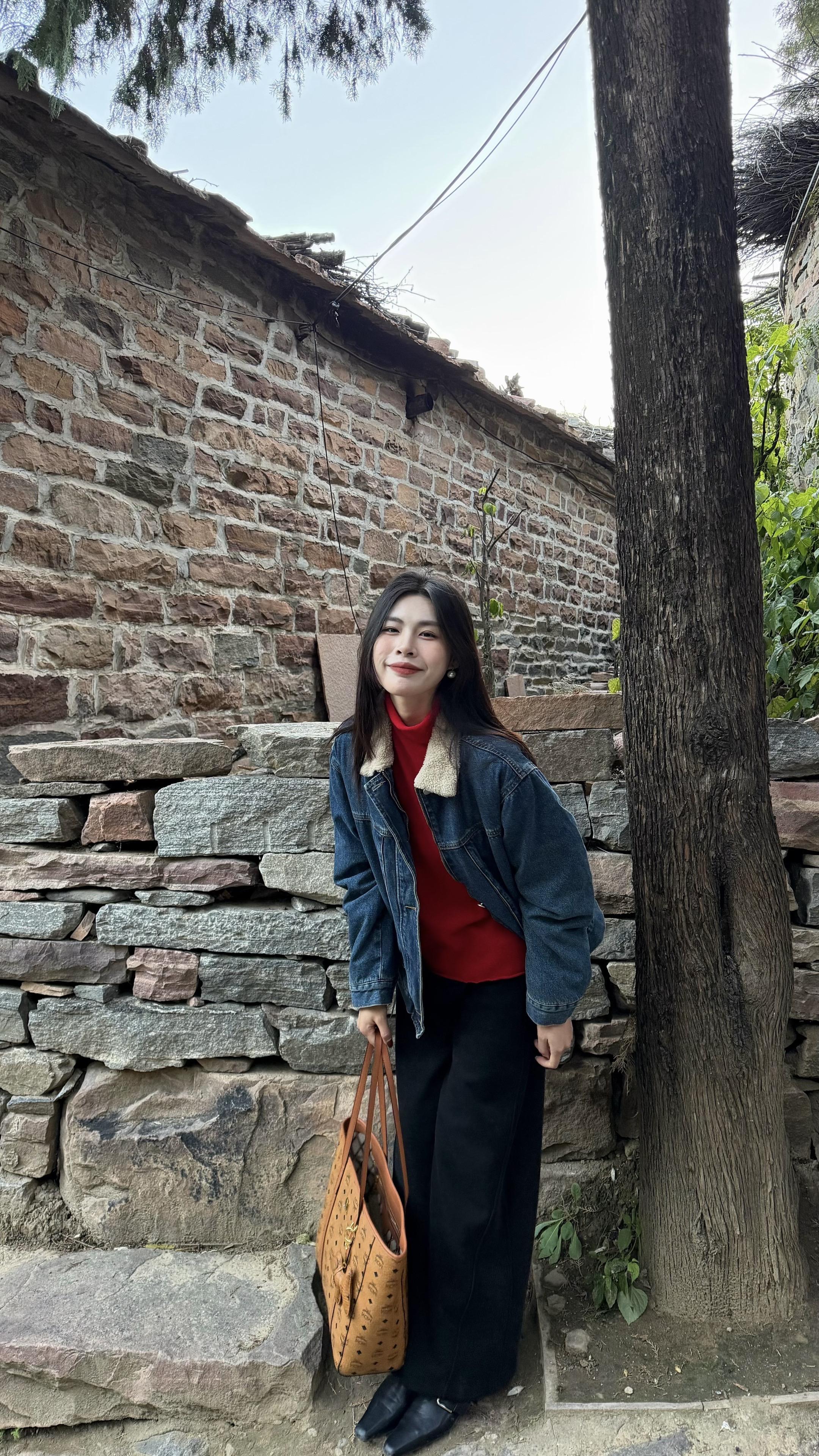 哪有什么完美的人生  能让你开心的人就是对的   自己喜欢的日子就是好日子.