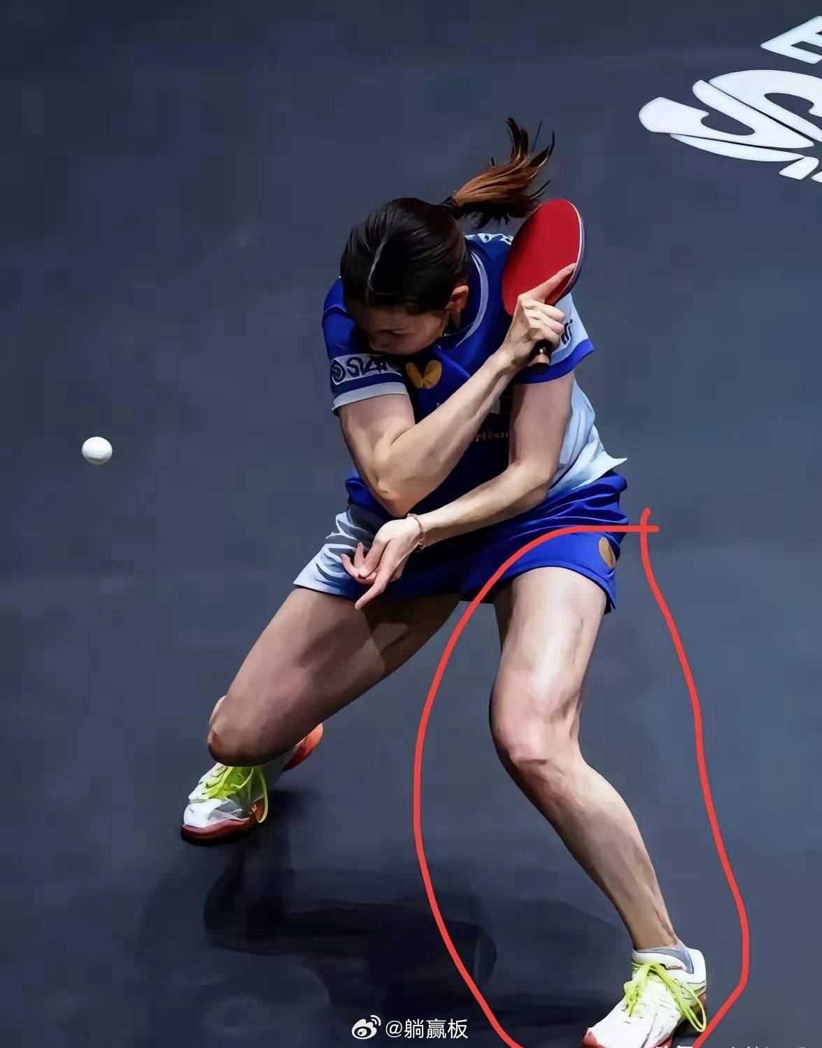 桥本帆乃香的天可能要亮了。不是因为她的世界排名，也不是因为比赛的胜负。而是观众开