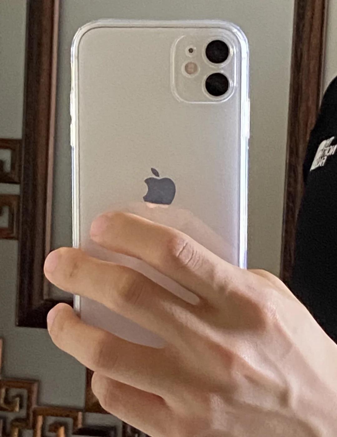 17换11苹果最后一个lcd的机型，oled屏幕的频闪眼睛真的受不了，尤其苹