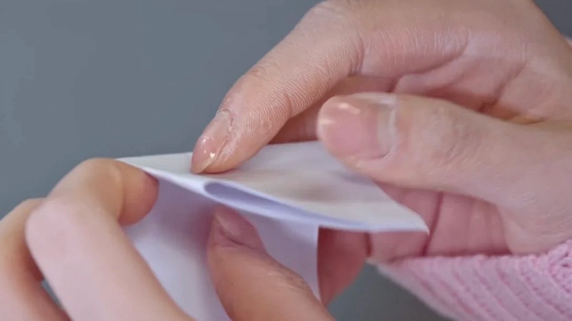 原来明星的手也这么干好真实的手和美甲