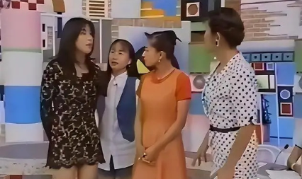 王晶点评香港四大美人：祖贤腿丑，青霞男相，嘉欣太瘦，她最完美