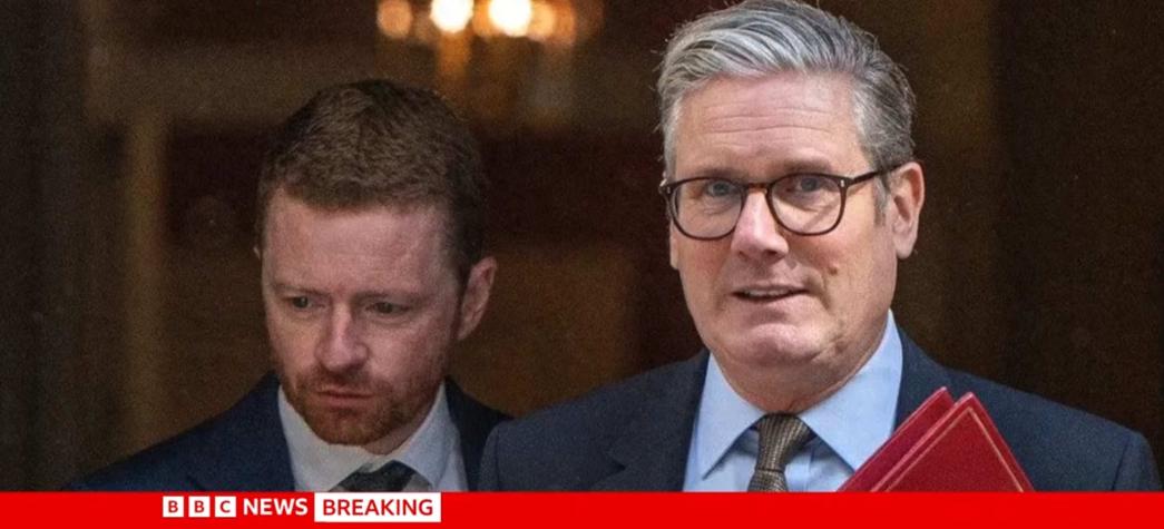 英国首相要换了？核心助手突然辞职，这事没那么简单当地时间2月8号，英国首相斯