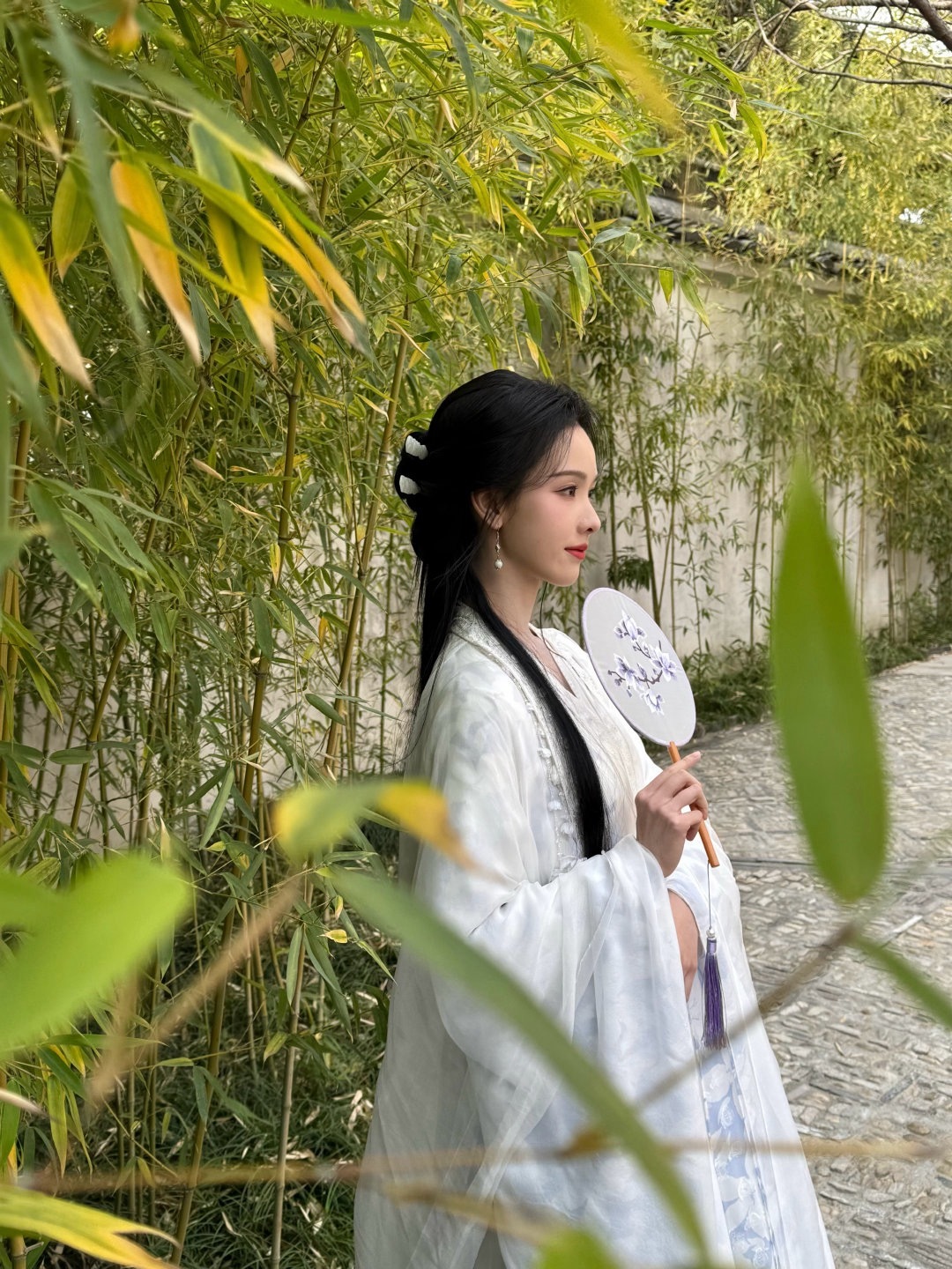 陈都灵工作室发文回应rs了，哈哈哈……来看陈都灵雾妄言啦！陈都灵工作室剧宣