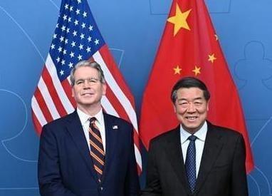 中国发展到今天，国际威望可以说非常高！但你会发现，各国领导人去美国，总想赢得美国
