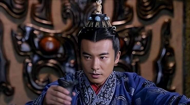 公元前8年，王莽二儿子王获杀死一个家奴，王莽得知后让他去偿命。谁知王获却不屑道：