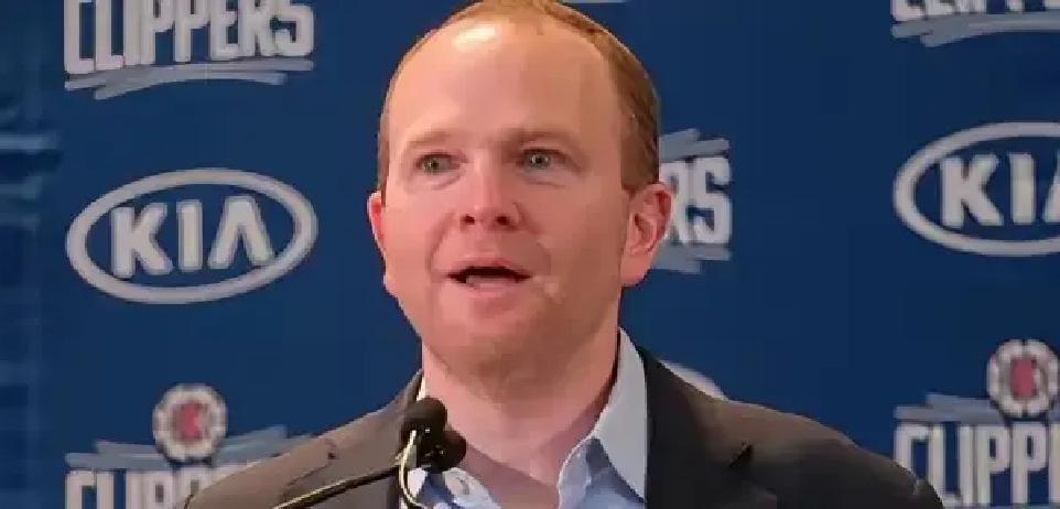 别再分析快船哪里弱了。他们的真正问题，是“聪明”过了头。你看到比尔倒下，2