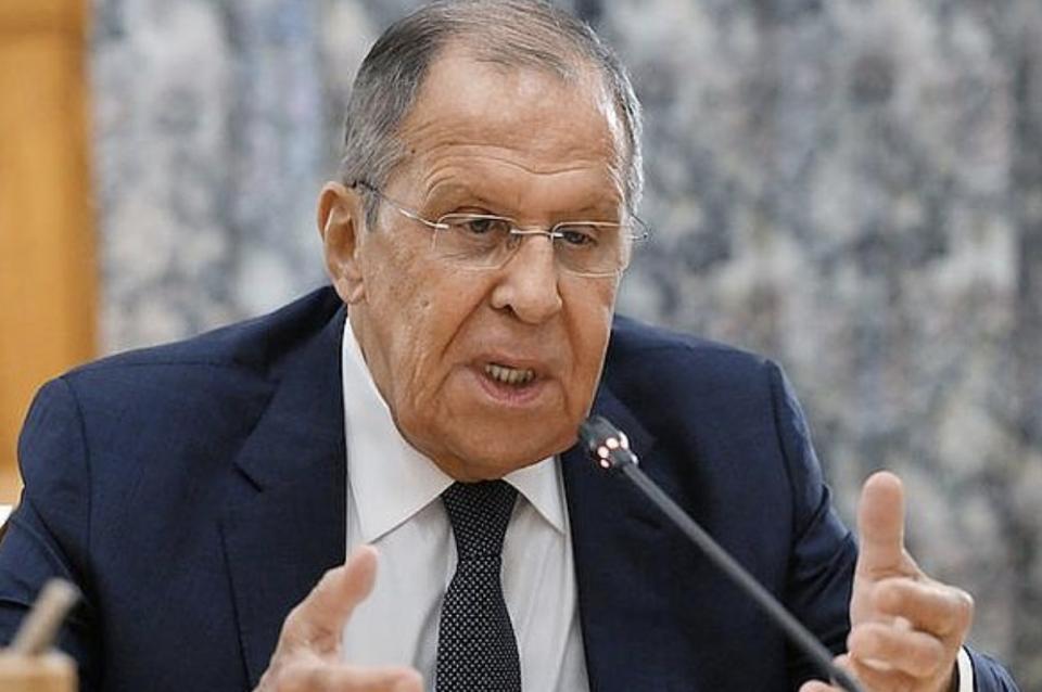 俄外长戳破真相：为何特朗普独怕中国？只因是唯一“绕美”成功者！ 12月的时候