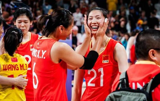 吴梦洁：请多多包容我们，以后还会给大家带来更多惊喜7月14日，世界女排联赛：