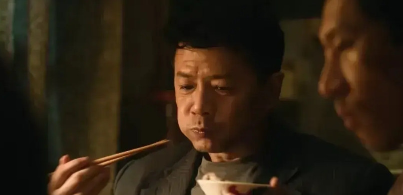 看了《扫毒风暴》后才知道为什么段奕宏和秦昊两位能成为影帝了。演戏演戏虽然是假