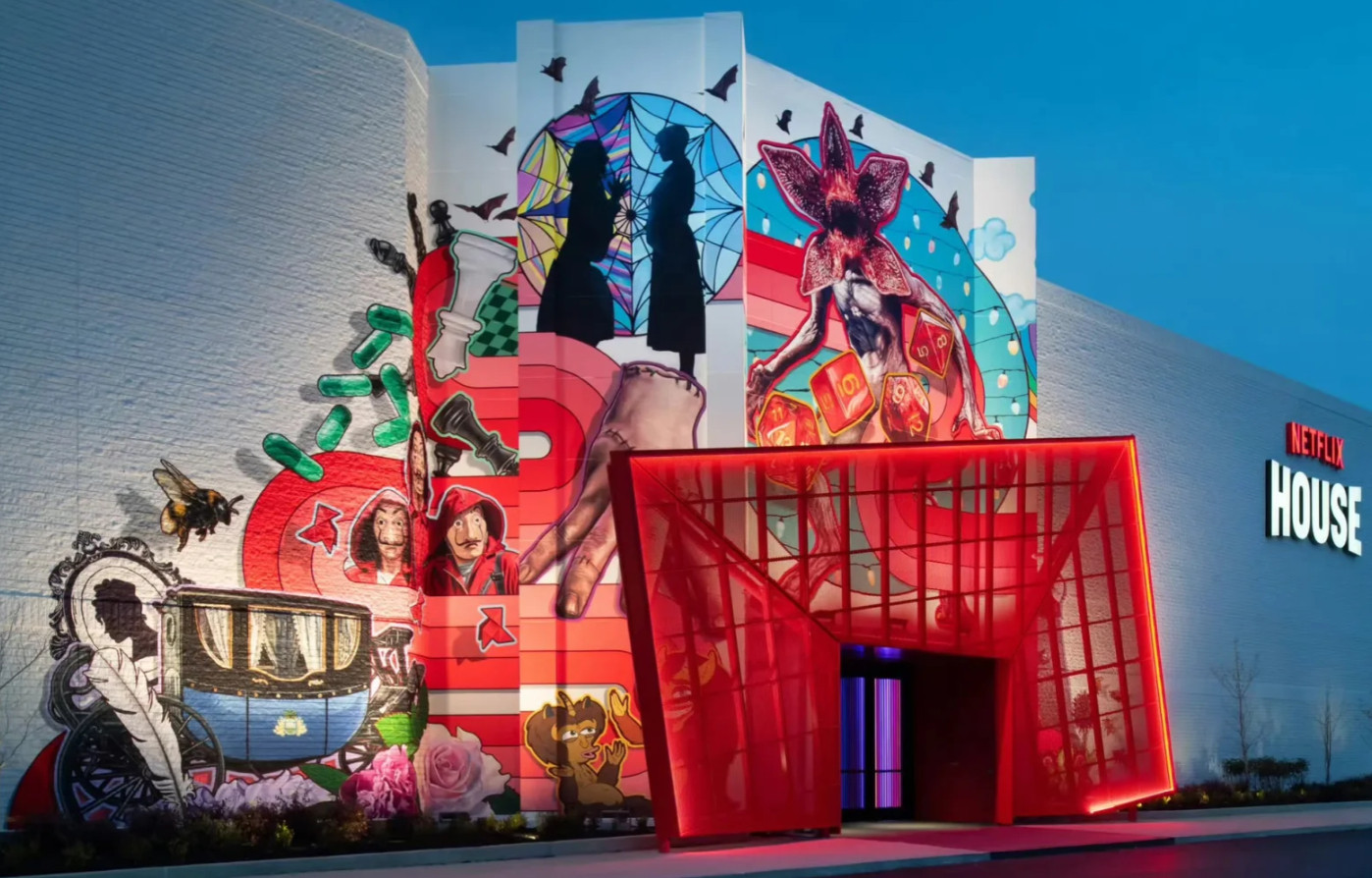 Netflix最近明显在给增长找“第二曲线”。不只拍剧、做IP，还开始把内容往