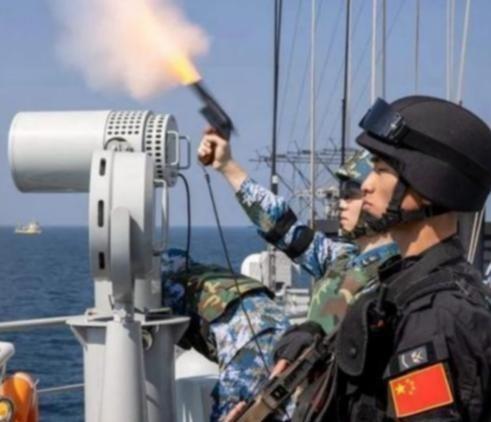 中国解决台湾最佳时机，可能就要来了！美国有可能近期对中国增加100%以上的关税，