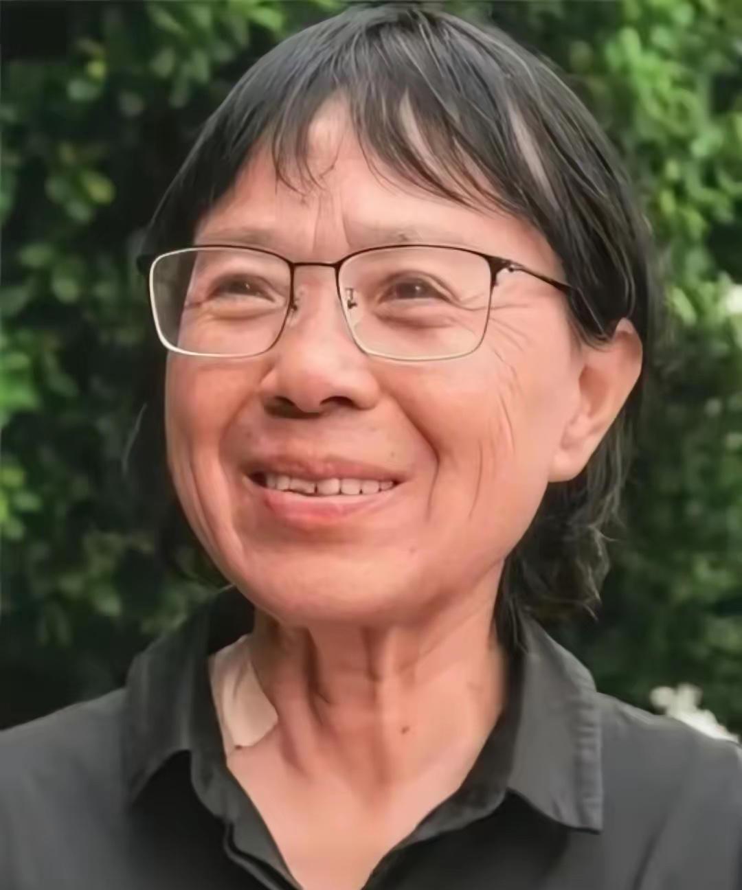 她们赢了，命运低头了。张桂梅和她的女高今年再次全员上岸，一百多个大山里的女孩，一
