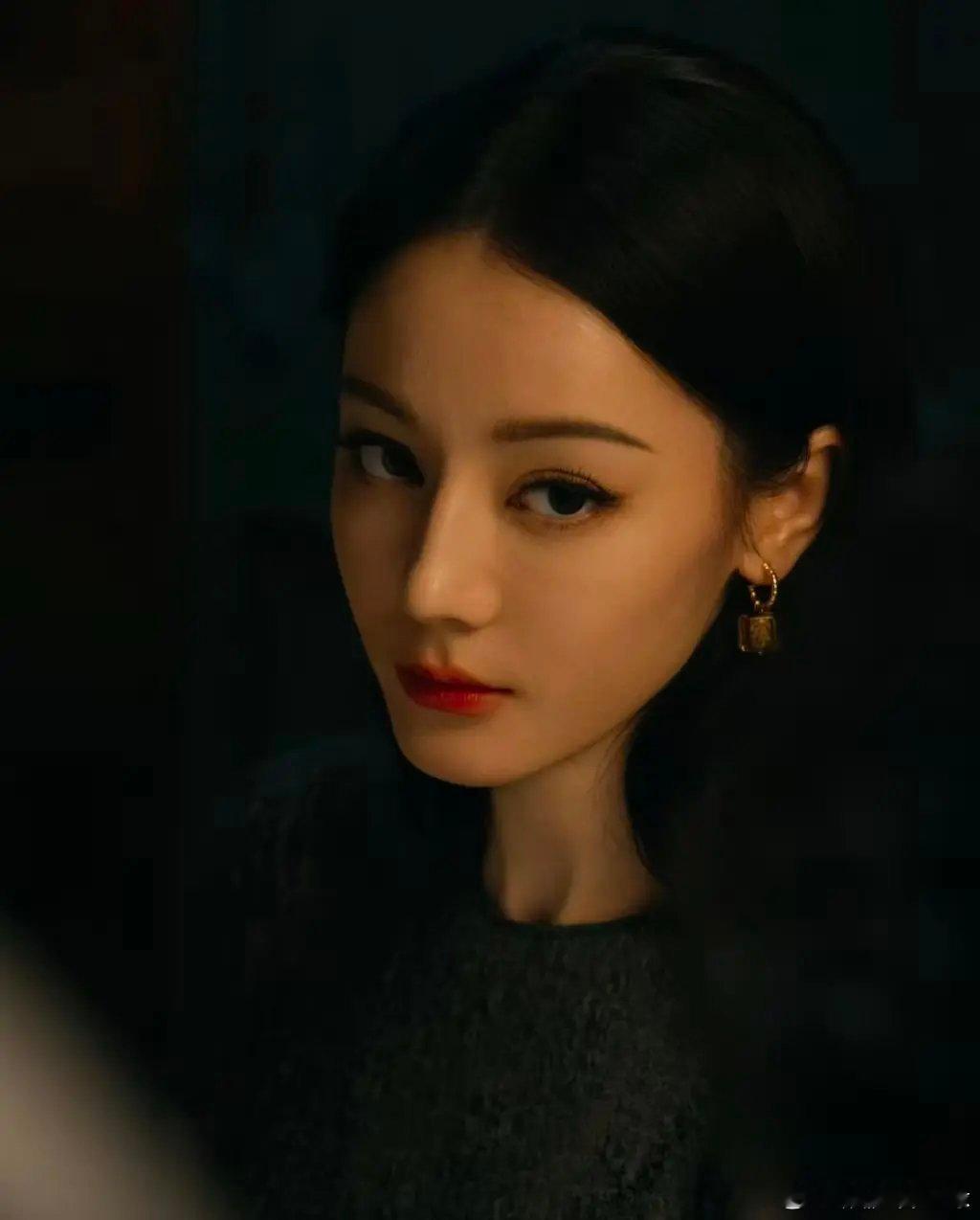 《枭起青壤》林喜柔根本不是地枭真正的首领，背后藏着个更狠的角色其实，当年枭被封印