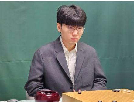 第30届LG杯，中国国家队棋手全部抵制参赛，韩国还是不够大方，基本独吞了以前属于