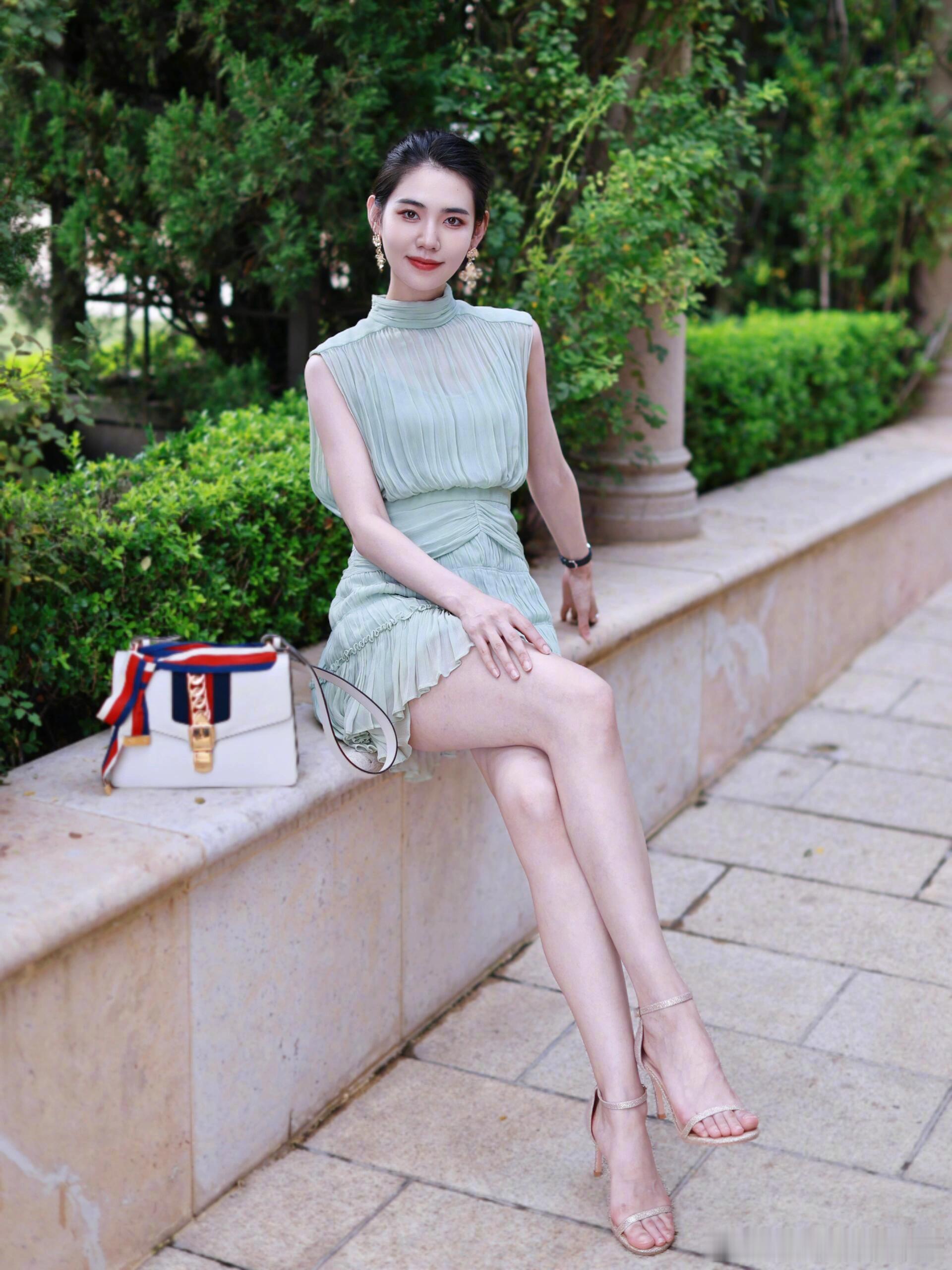 民族舞老师的身材与气质～​​​