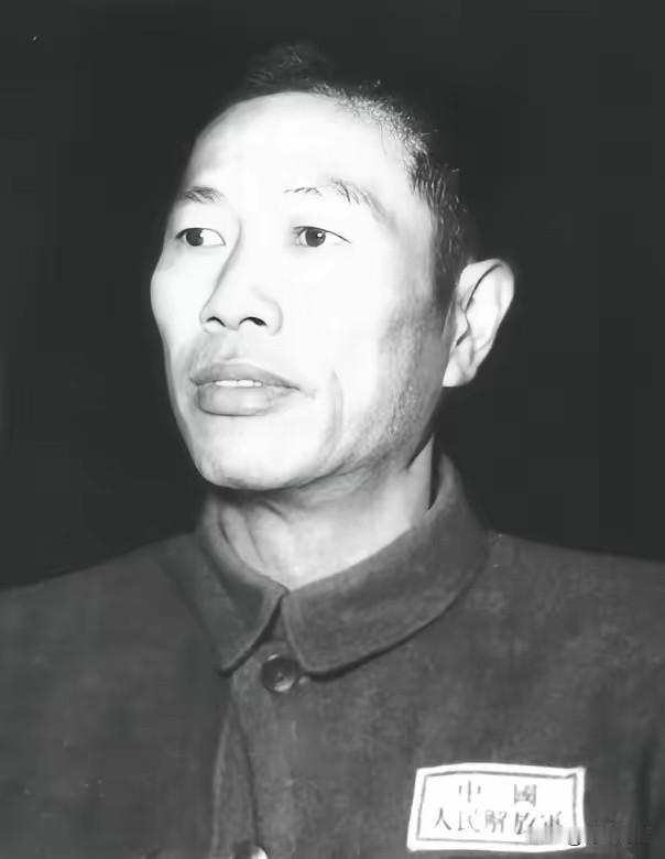 志愿军政治部主任杜平对邓华说，他主持了五次战役的政治工作，已经感到力不从心了，现