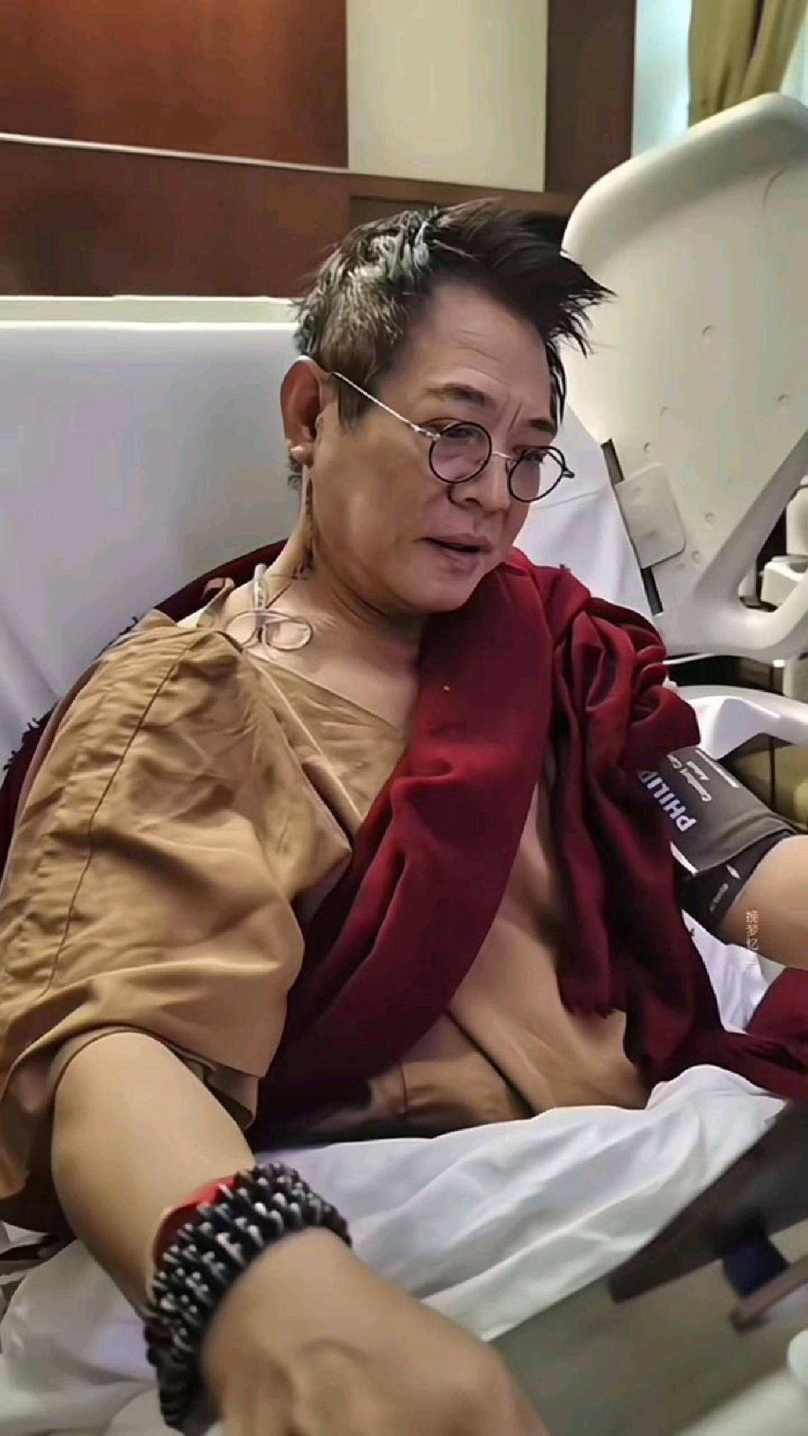 李连杰最近逆生长，容颜从老到年轻给普通人哪些启示，放松很重要功夫巨星李连杰有一