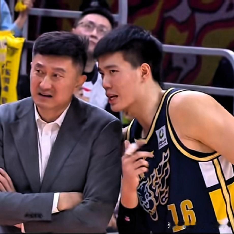 广东主场险胜山西，杜锋却也愁容满面，徐杰突然被误伤挺重，粤晋战突发大戏！迪亚洛假