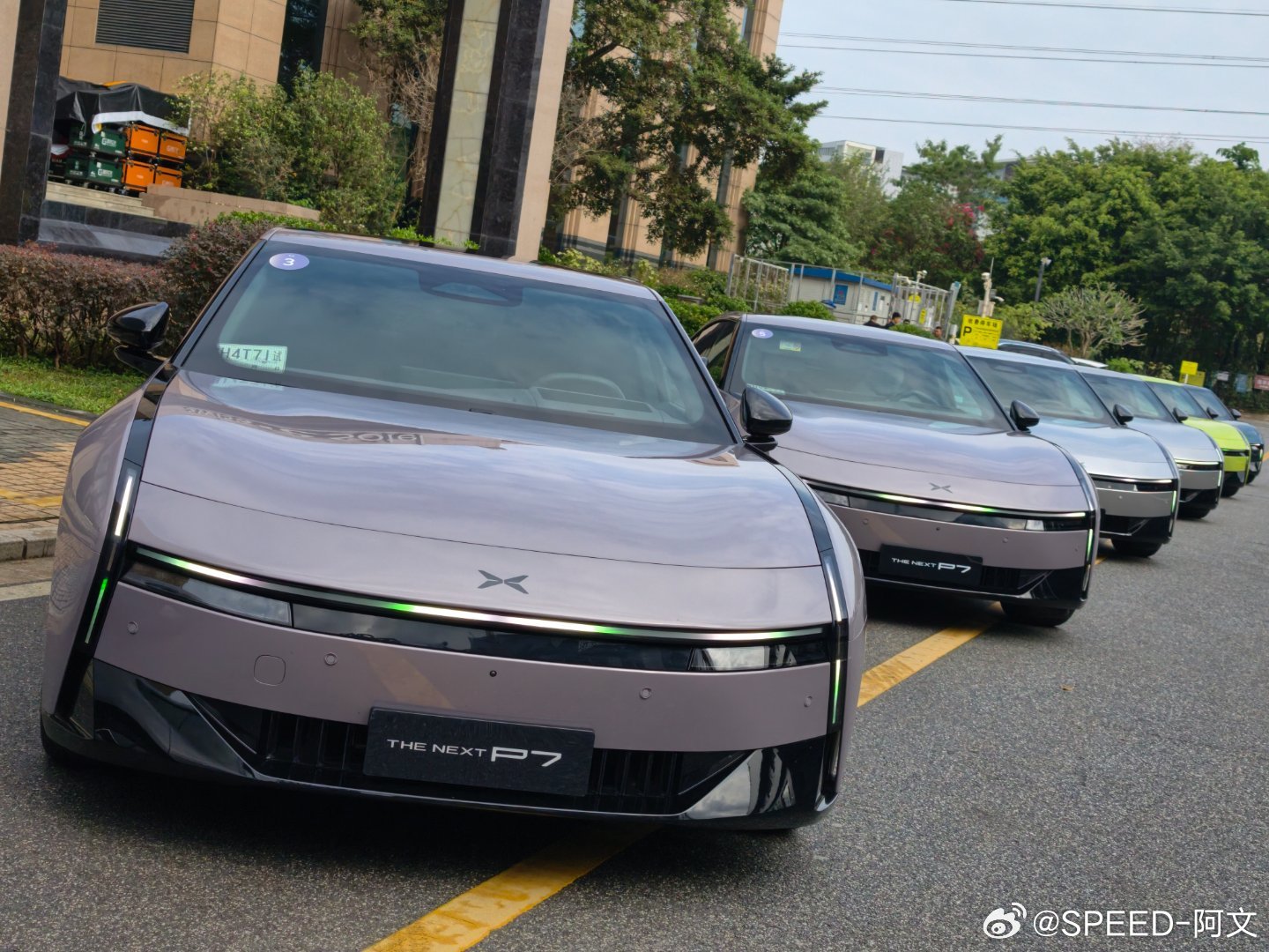 小鹏最新推出的VLA2.0刚体验完了我的感受是不仅可以上桌的水平了而且是坐正中