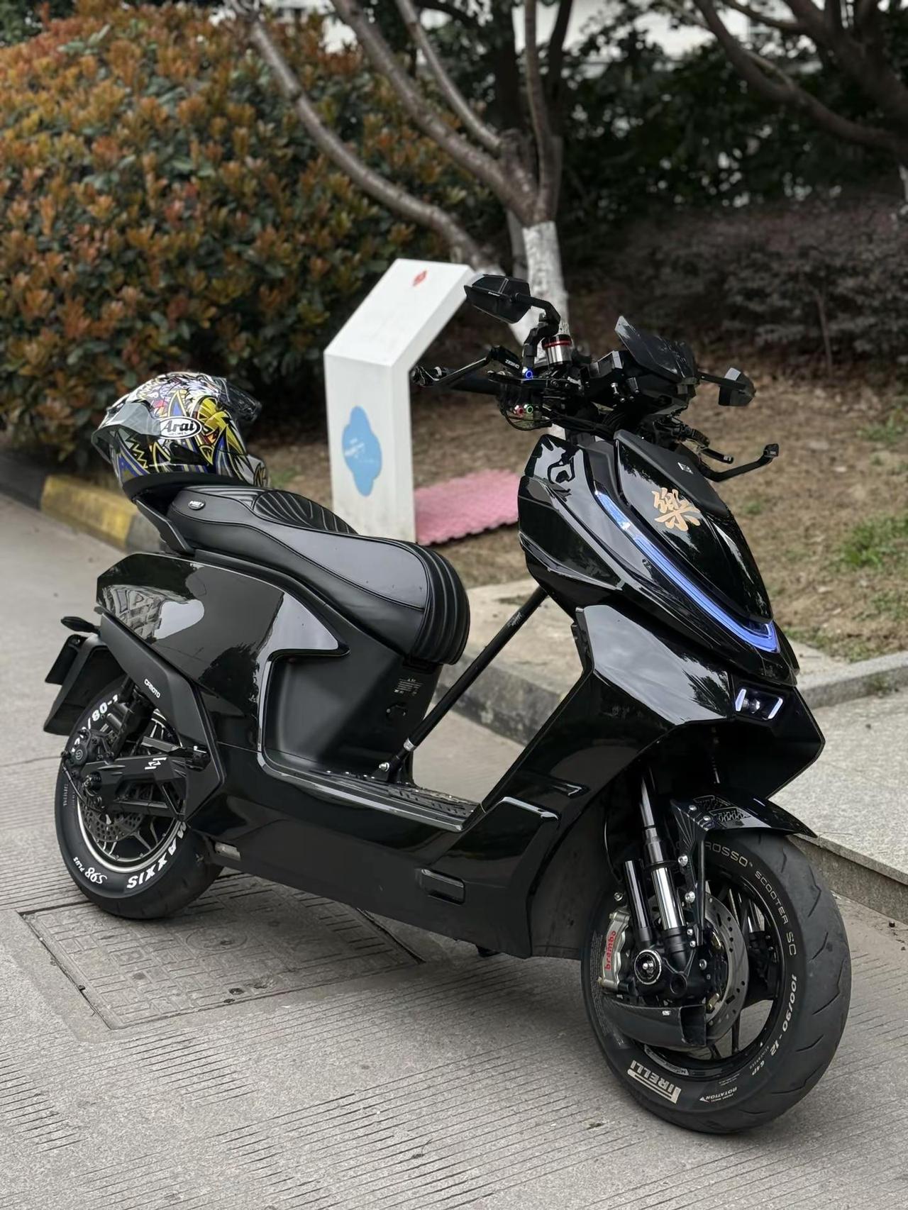 看到身边的朋友陆续把车卖了我就知道再也回不去了…ae4电改退坑极核