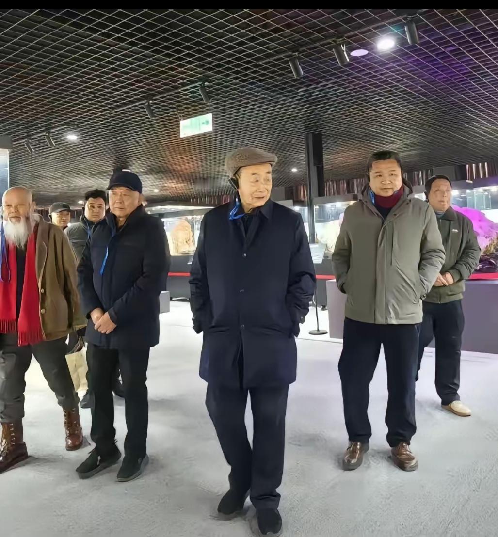 洛阳市曾经的市长，任上曾发生振惊全国的大事，朋友们可曾有印象？这位市长就是孙善