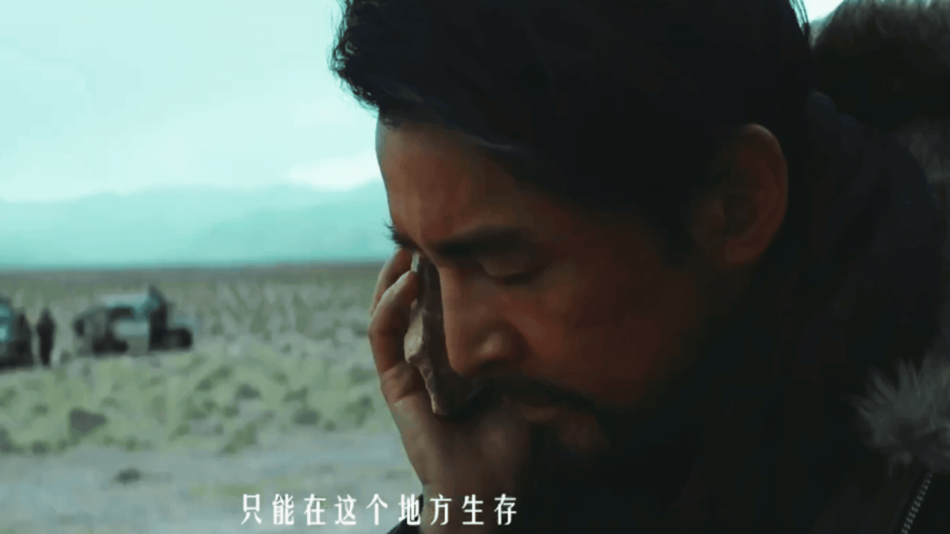 演技天上地下，另一个像抗日神剧，心疼胡歌了​​​