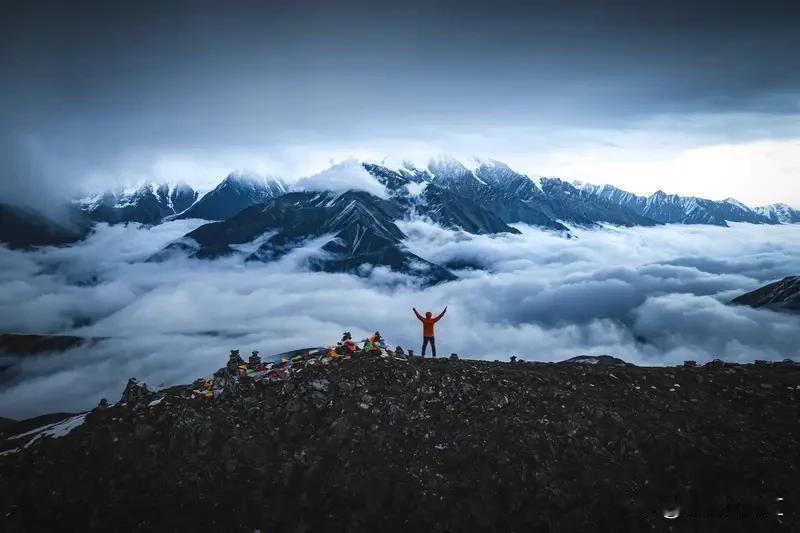 徒步贡嘎山的风险真的比很多新手想象的大太多了。五一刚过去就接连出了两起悲剧，3
