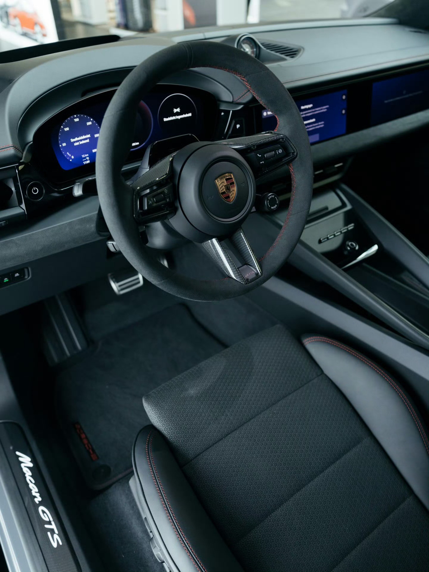 保时捷MacanGTSElectric