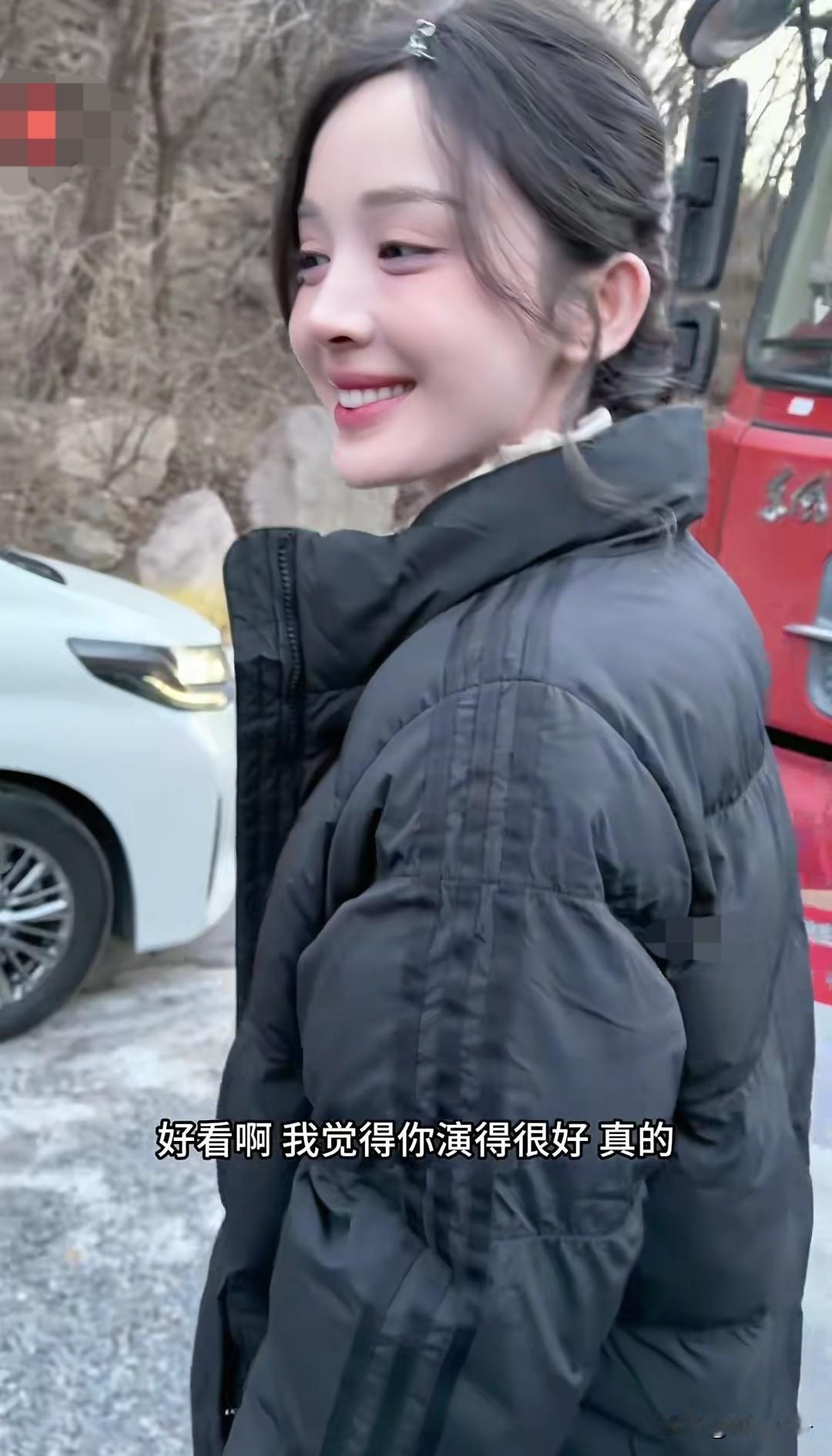 古力娜扎说看视频把自己看哭了，全世界最会撒娇的女孩子[呲牙笑][呲牙笑][呲牙笑]本