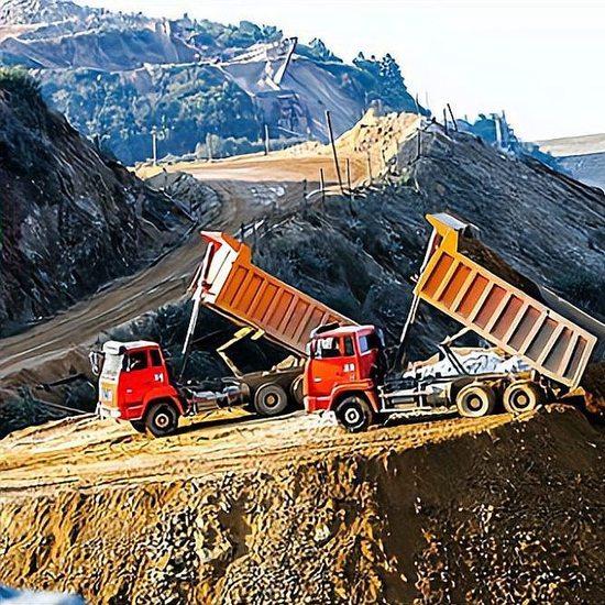 美国抢锑矿急疯了！砸4300万高价扫货最后被技术卡得死死的美国为了锑矿彻