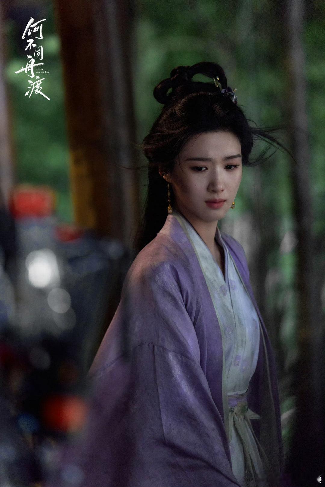 卢昱晓何不同舟渡侧脸海报2027芒果大剧片单一个带满叛将的沉郁压迫感，一个藏着