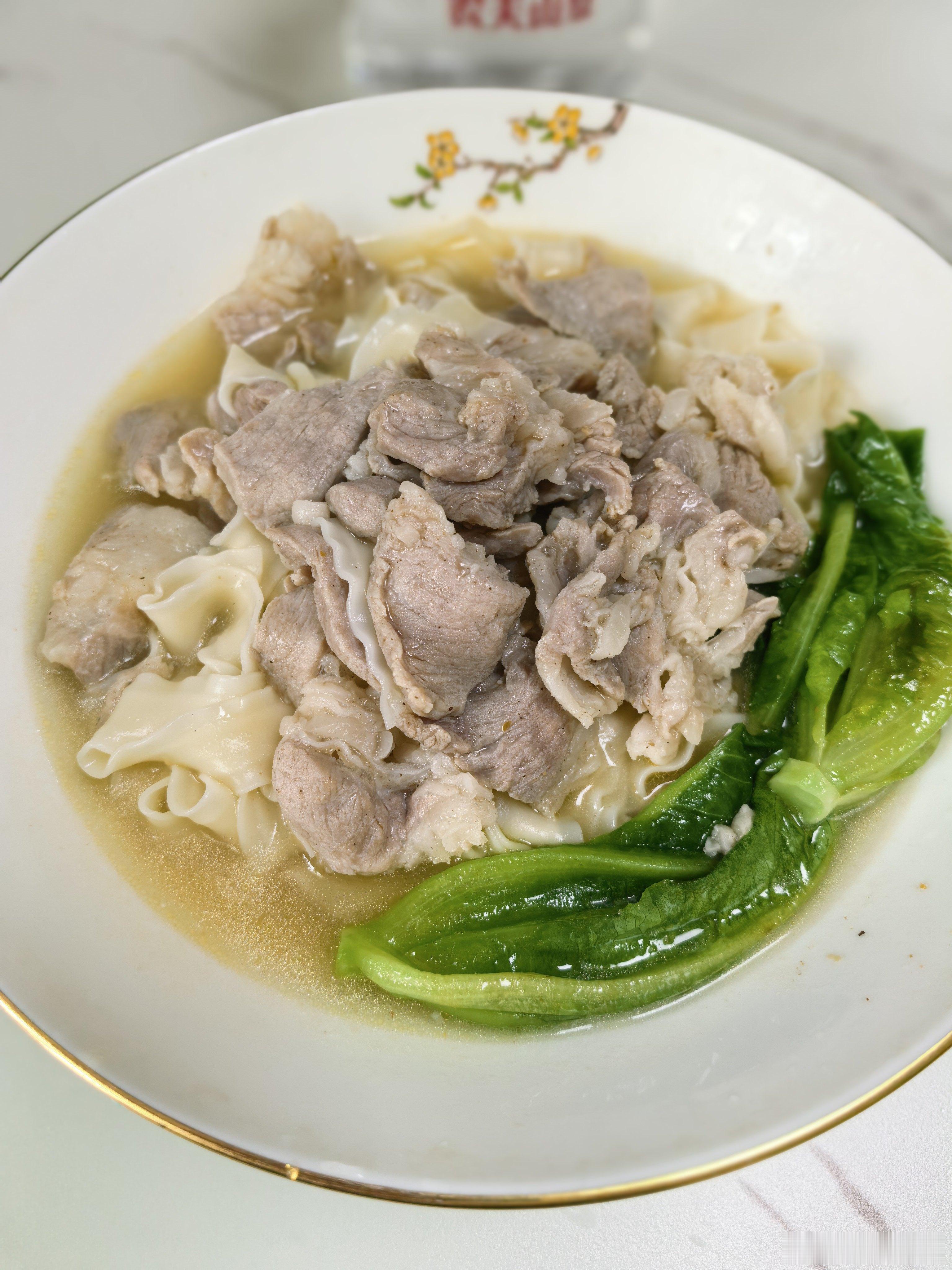 是日午餐……莺歌嘴刀削面