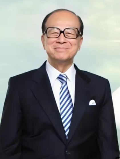 中国不挽留，美国不收留，被夹在中间的李嘉诚，终于玩不转了！大公报四次三番喊话，被