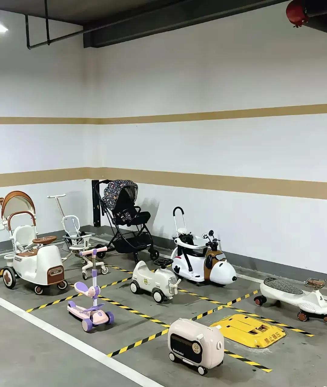 通过老婆的一番骚操作，这下应该没人抢我的车位了吧？