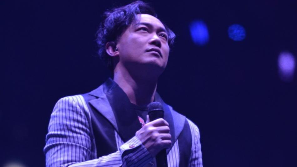 李佳薇煎熬曲谱_李佳薇煎熬mv图片(3)
