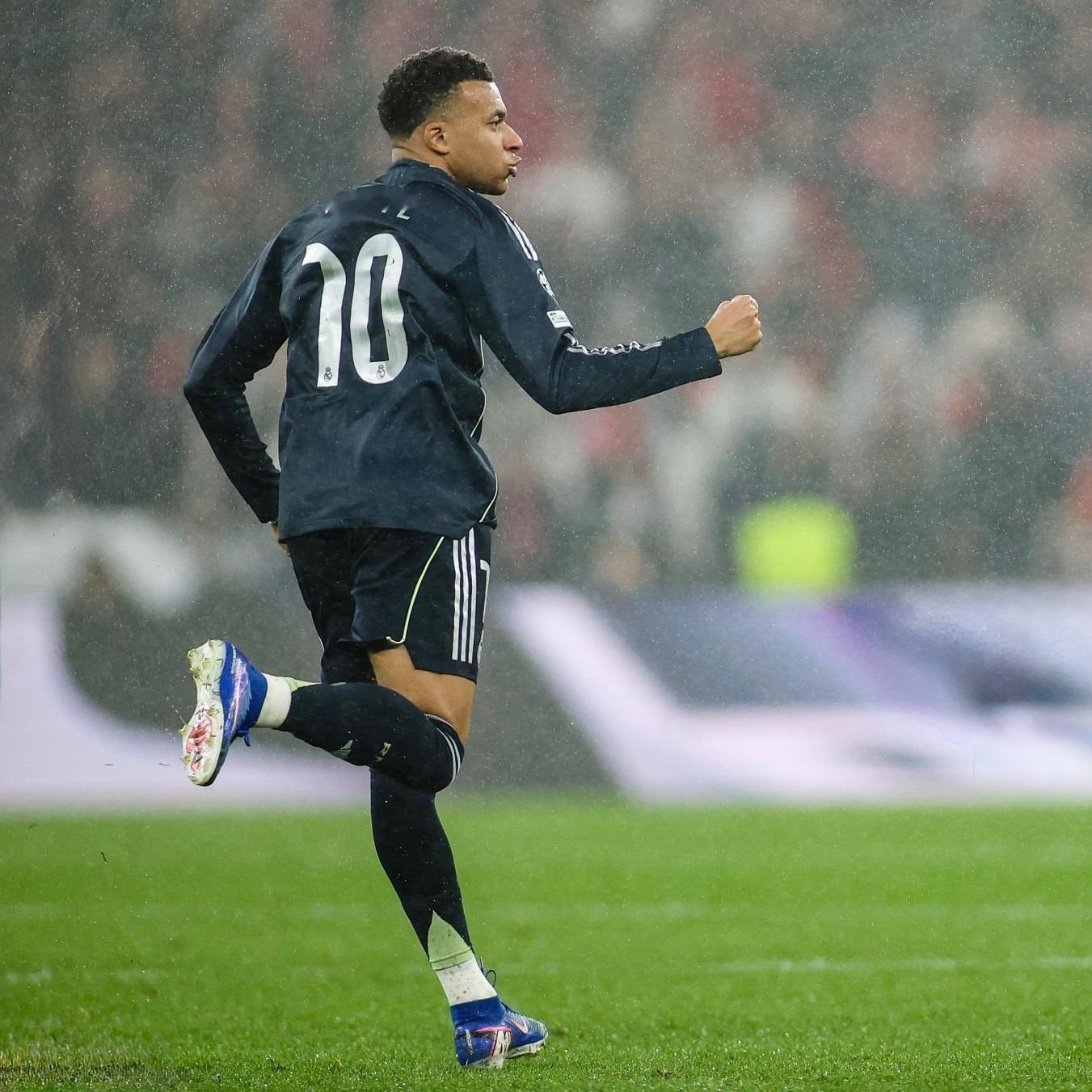 穆里尼奥：“姆巴佩击败了我们，但我们踢了一场非凡的比赛，这是我们在本次赛事中表现