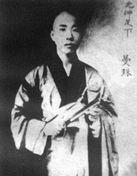 1918年“花和尚”苏曼殊在上海广慈医院暴毙，时年34岁，生前谈过28位女朋友，