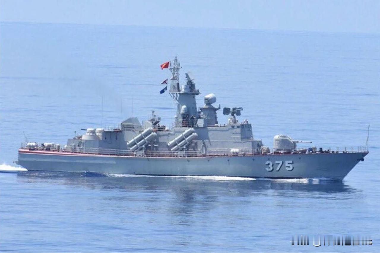 夜间乌克兰国家安全局（SBU）无人机袭击俄罗斯顿河畔罗斯托夫：摧毁了S-400雷
