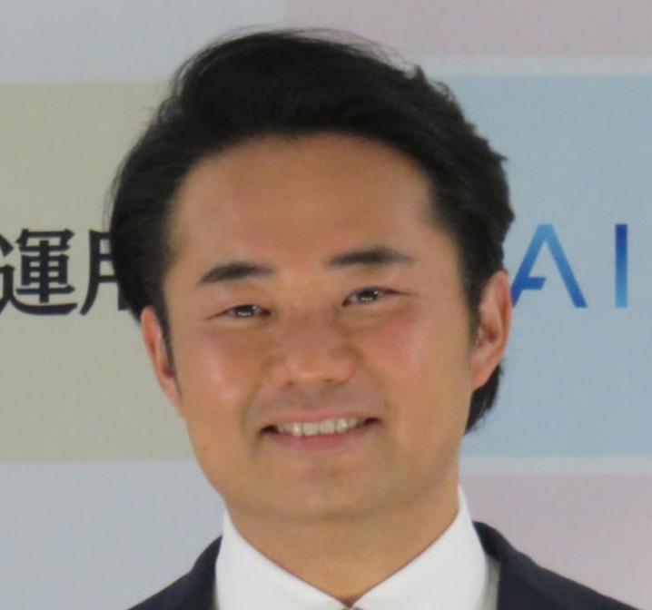 日本最后两只大熊猫即将回国，为了留住它们，一名日本前议员想出了一招。日本前议