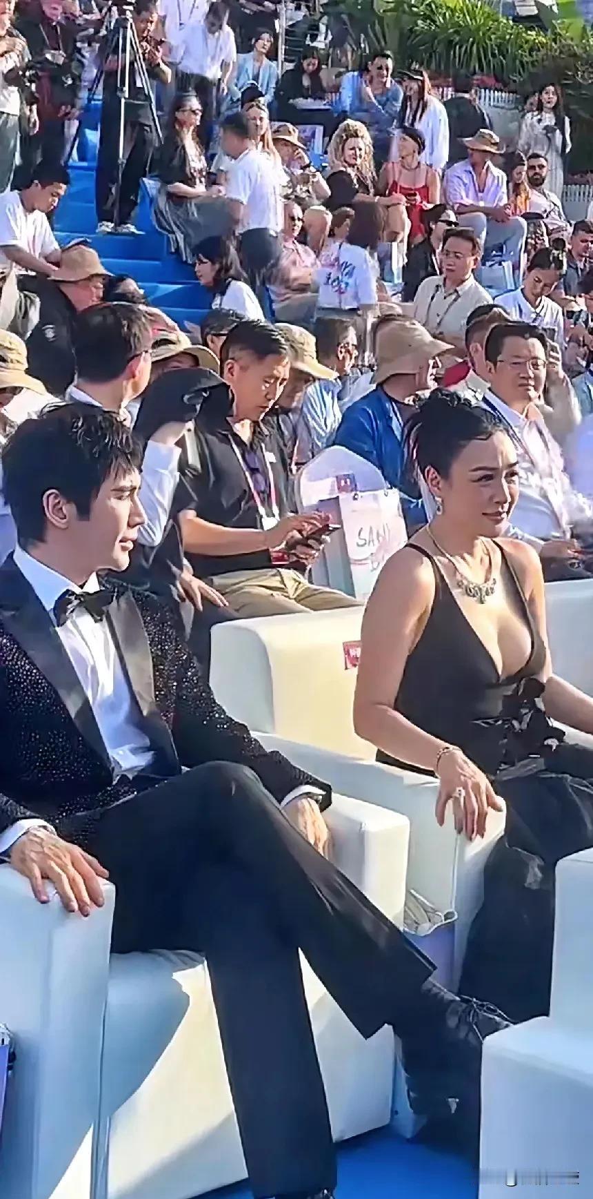 钟丽缇身材真好，丰满而且优雅！这身材真好，尤其是腰，纤细得很，大妈把小鲜肉熬成了