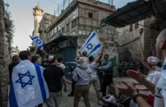 以色列开始害怕了，害怕的是这场战争，让以色列认识到以后会面临被灭国的危险，以前它