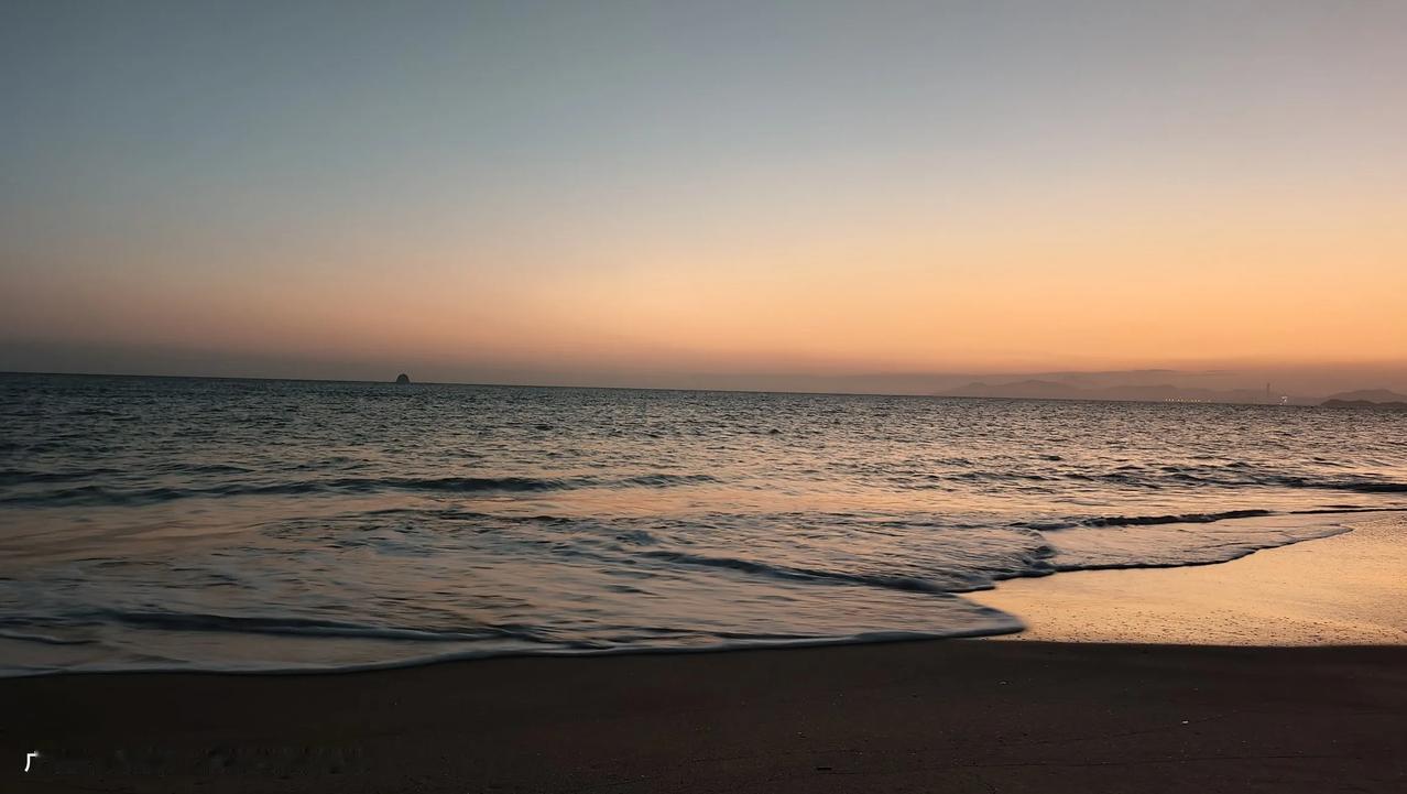 我跟我媳妇都是文科生,但我希望我闺女以后能选理科。我跟我媳妇儿大学毕业都20年