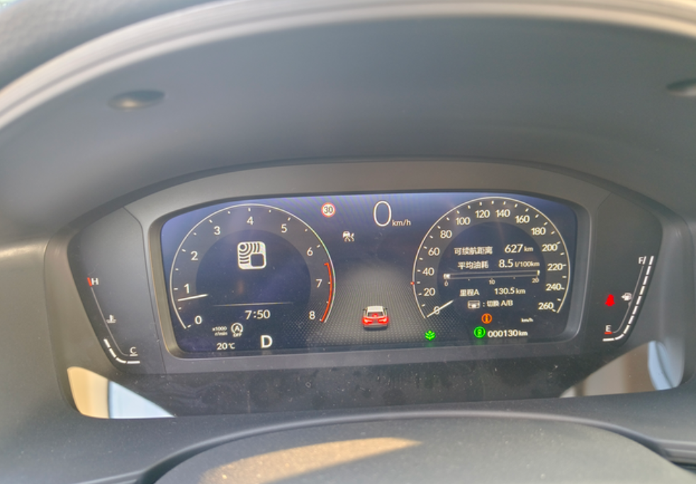 思域新车提车，昨天提的新车开回来看到仪表盘亮了个感叹号是啥意思？