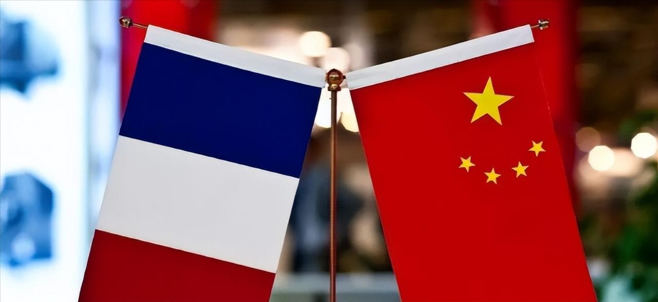 态度明确！中国果断答应参加法国专属经济会议，直接拒参G7峰会！法国轮值G7期