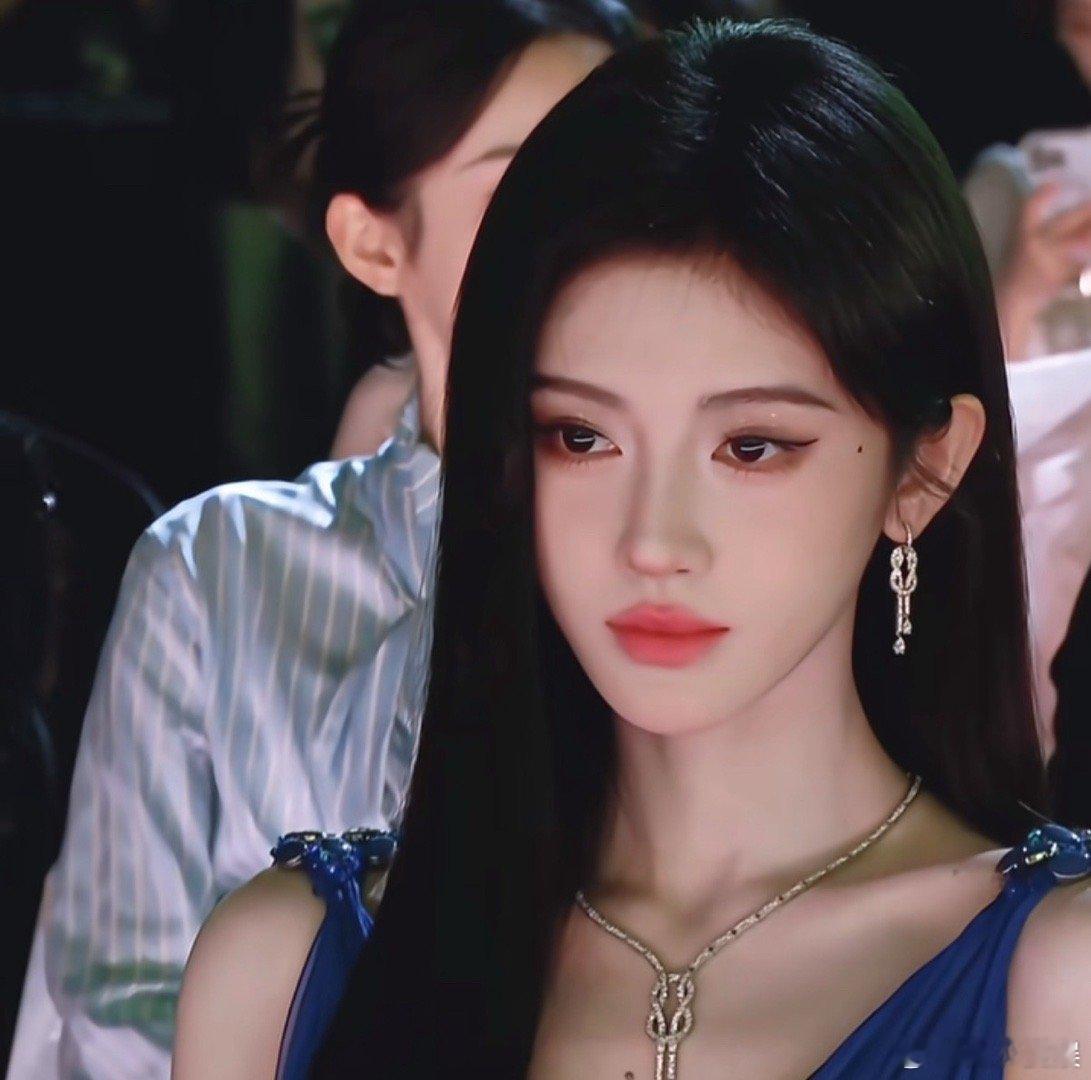 女明星们还是太美了！！！每个都很有特点